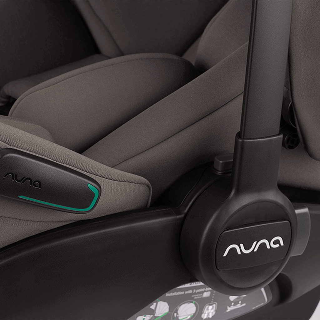 nuna_arraflex_2025_thunder_beltclip_gl_web.webp