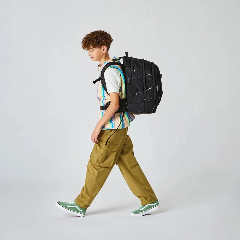 img_model_02_08a10e91-a210-4234-a6fd-7b896118a8da_800x800.webp