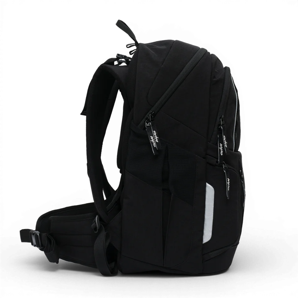 260703_Wyms_Photoshoot_Seite_Black_freigestellt.png.webp