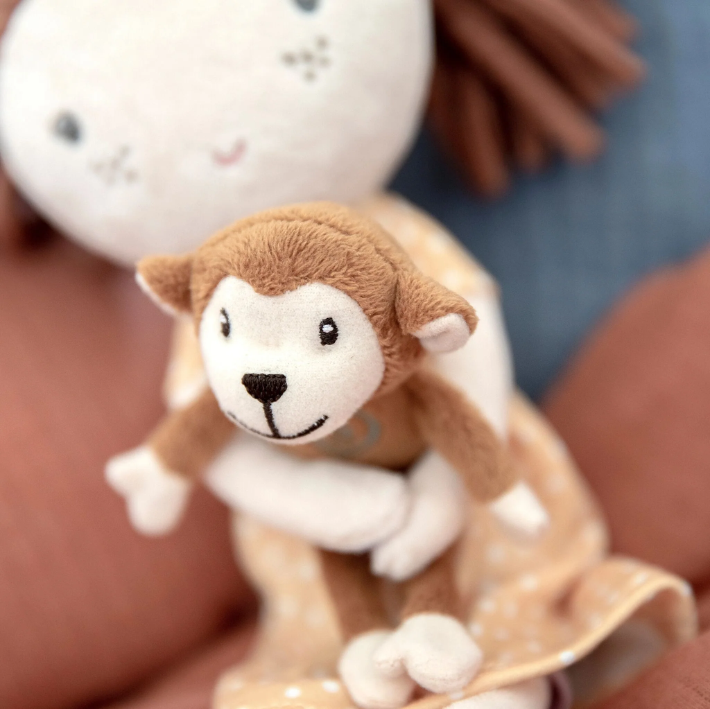 0033685_doll-sophia-ld4526-9-shopify-square.jpg.webp