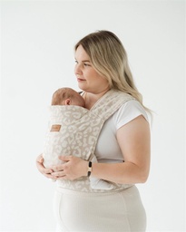 [503925-07] Qookie Vario Vollschnallentragehilfe (Ab Ca. 56 - 92 cm / 15 Kilo) (Leo Beige)